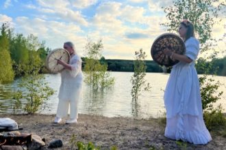 Avalonia tour dinosauriesjön